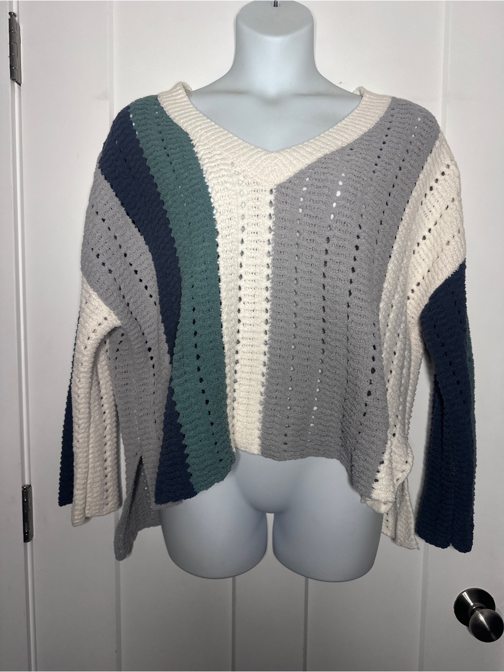 POL Colorblock Sweater in Cream, Light Gray, Teal,Navy Soft Cozy Oversizex